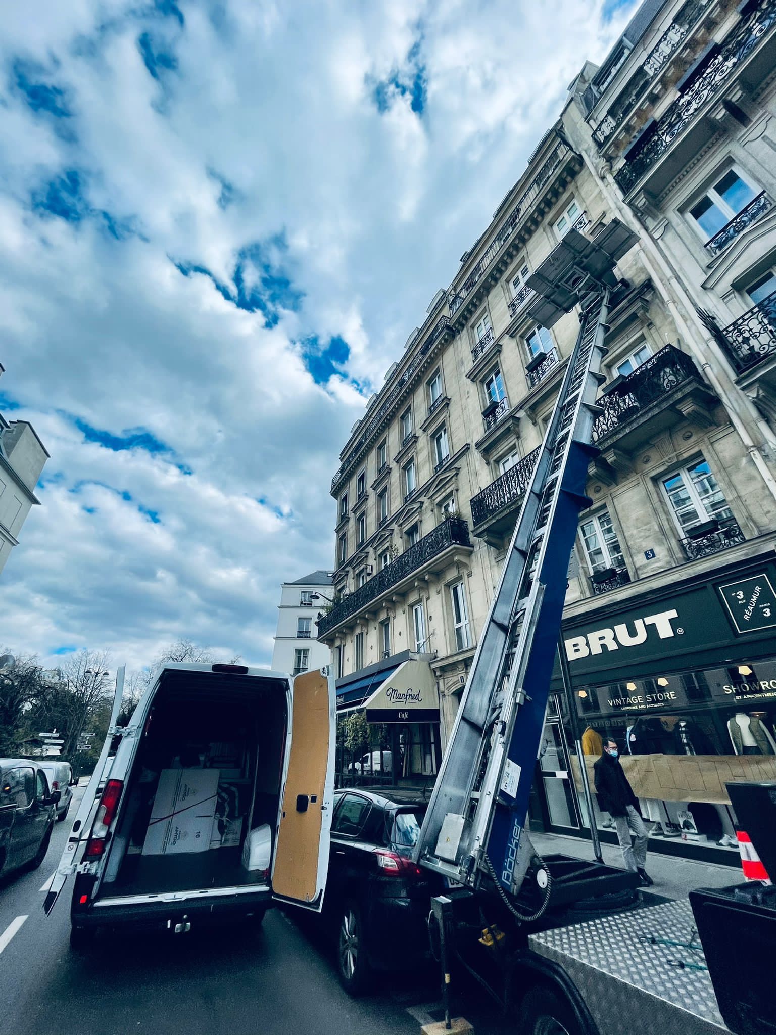 Servicio de Grúa y Elevador Montamuebles